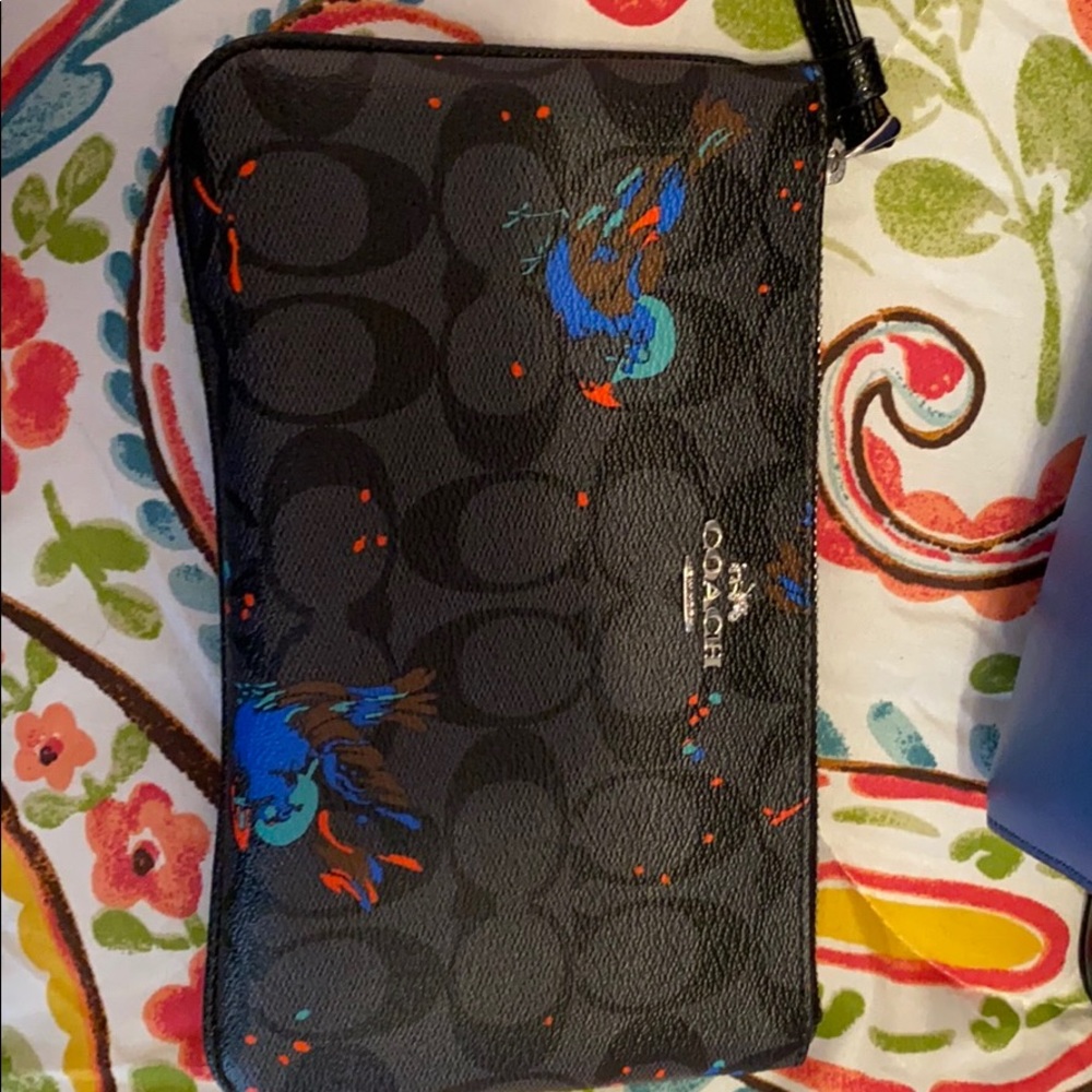 Ladies coach wristlet